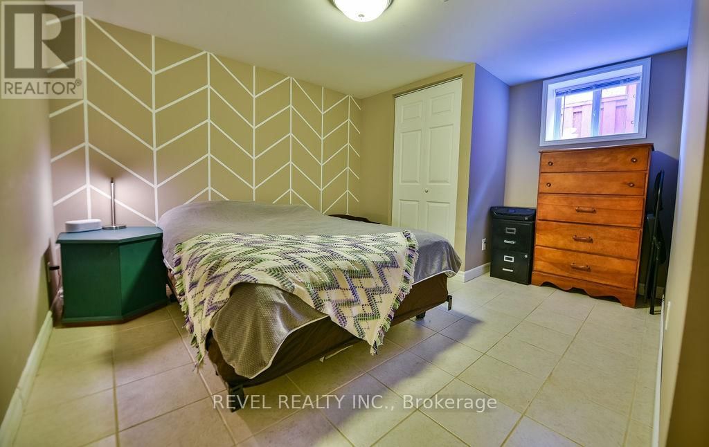 211 JUBILEE AVENUE WEST Image 26