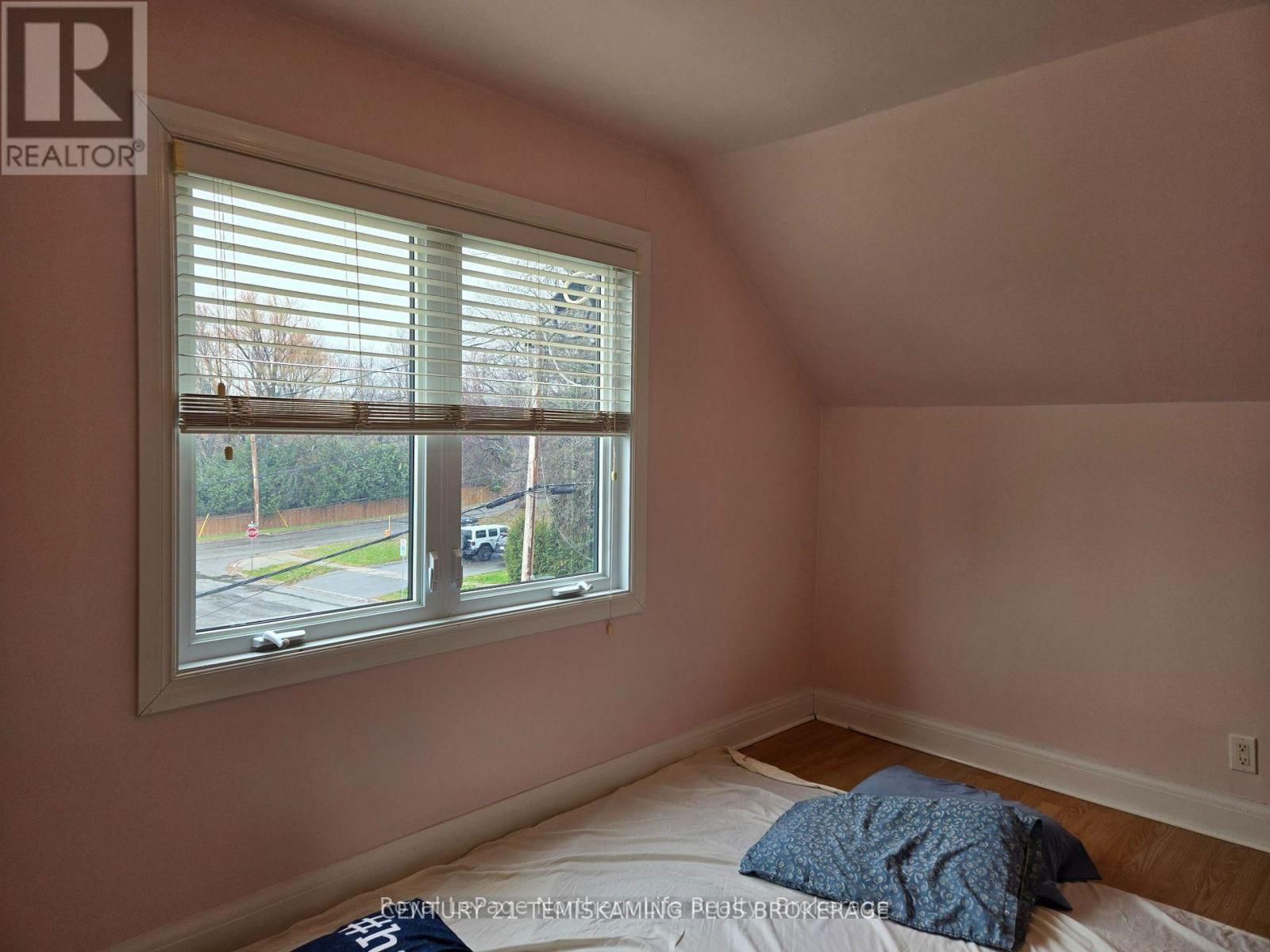 15 MARY STREET Image 12