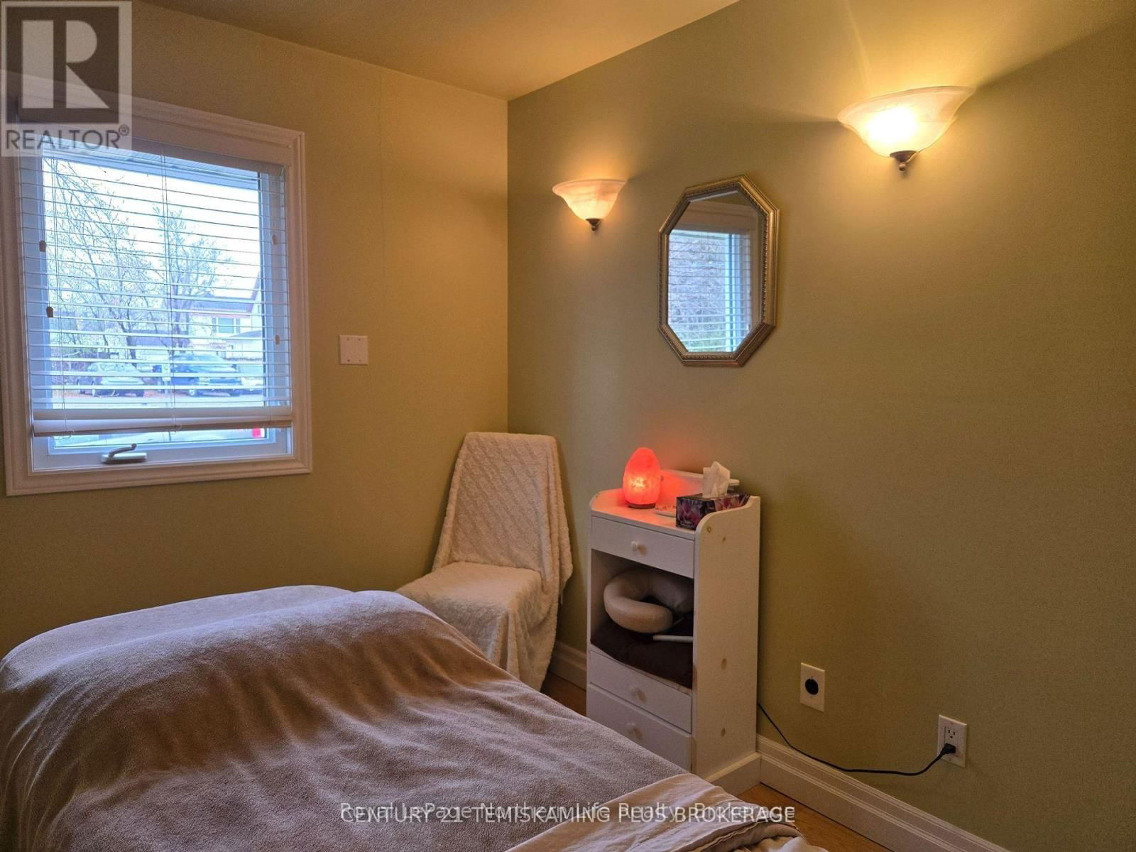 15 MARY STREET Image 24
