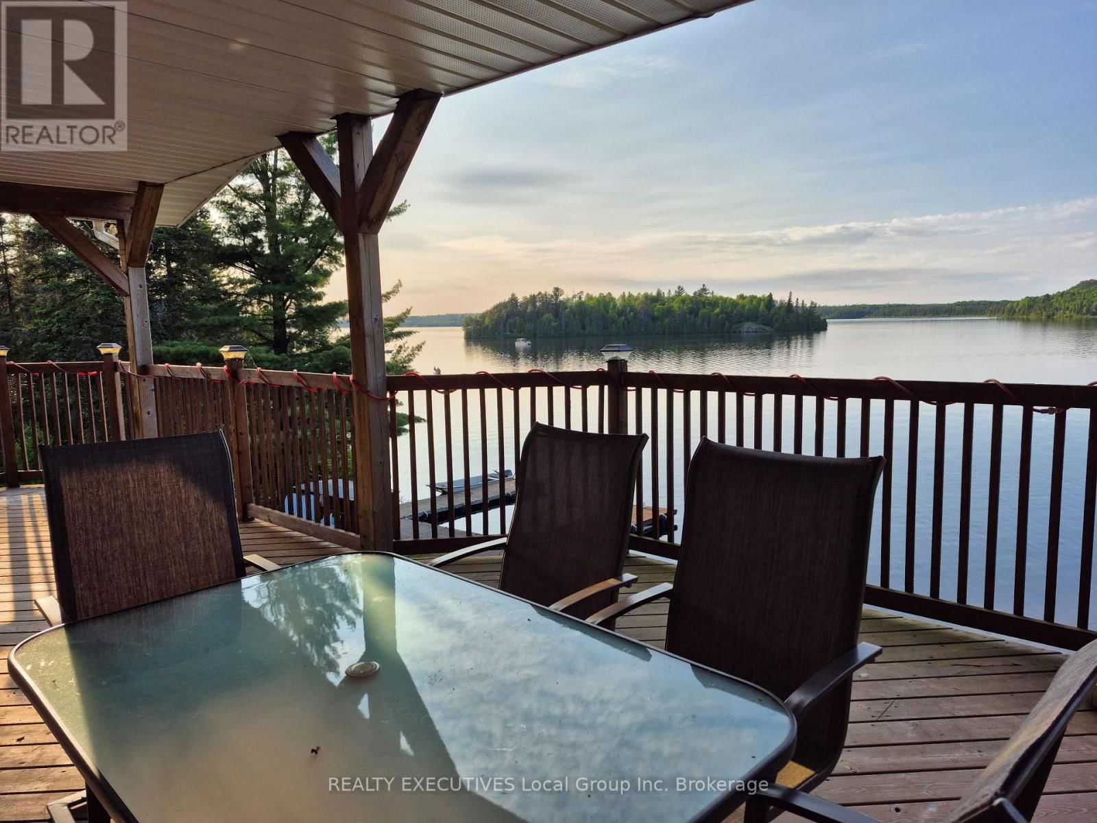 PCL 22353 ISLAND Image 12