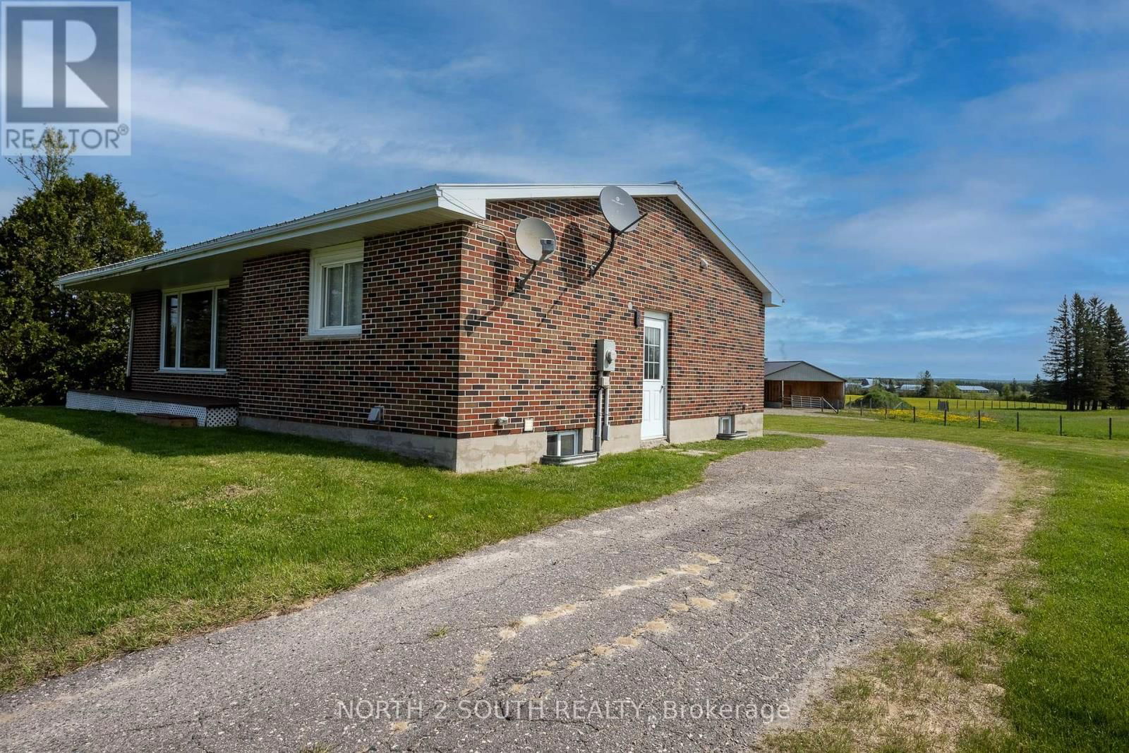 335147 HWY 11 NORTH Image 9