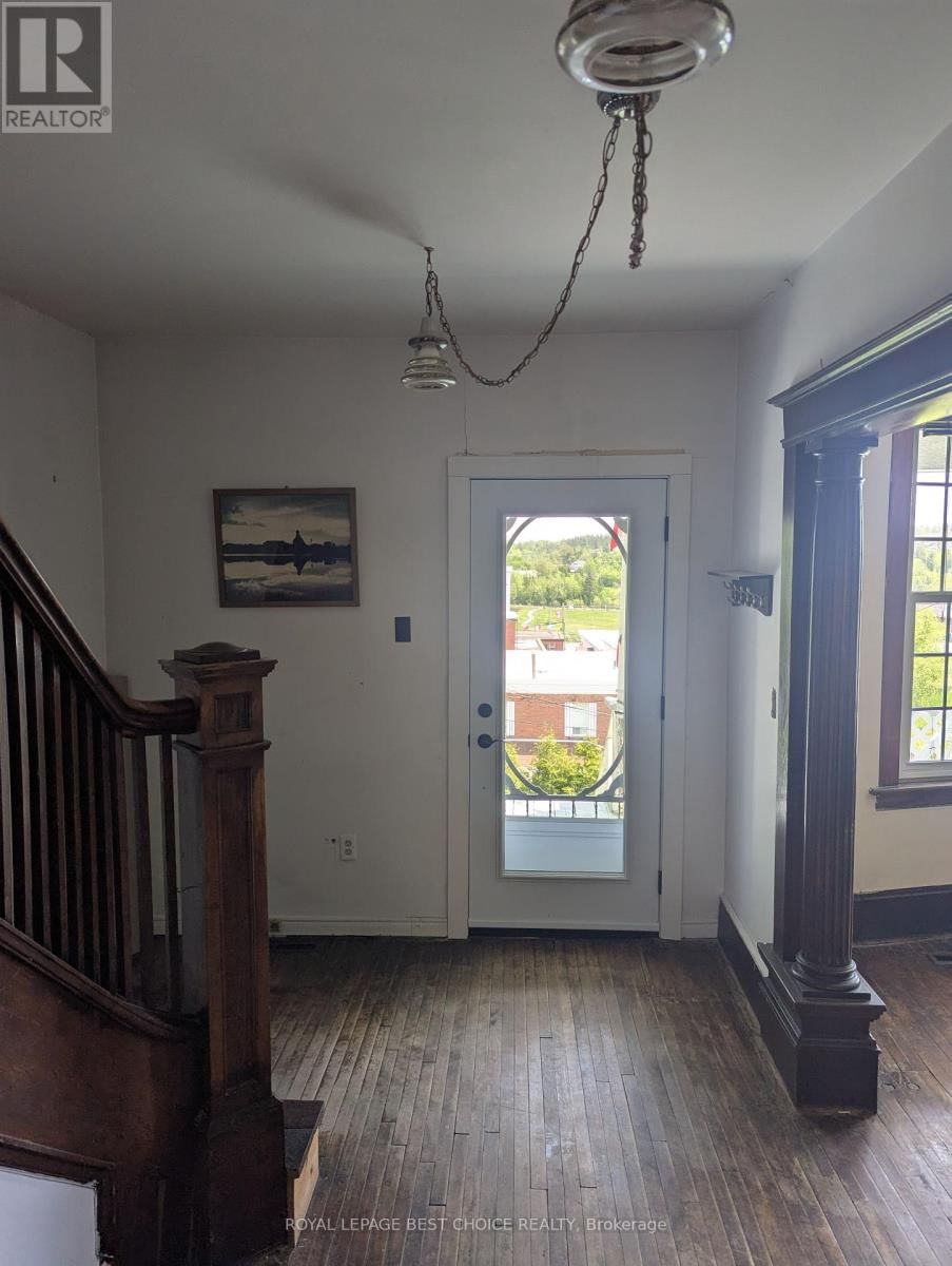 66 COBALT STREET Image 7