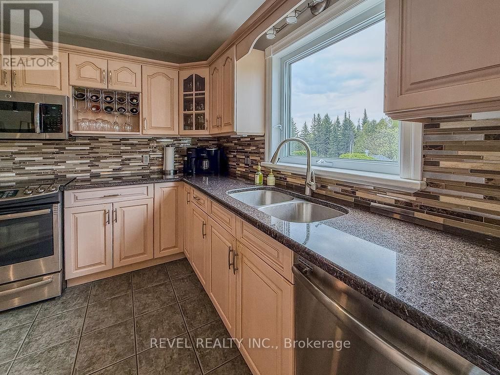367 BONAVENTURE DRIVE Image 12