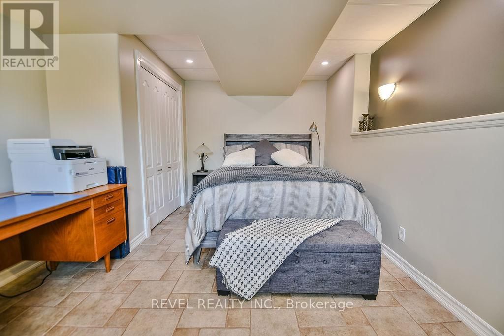 367 BONAVENTURE DRIVE Image 32