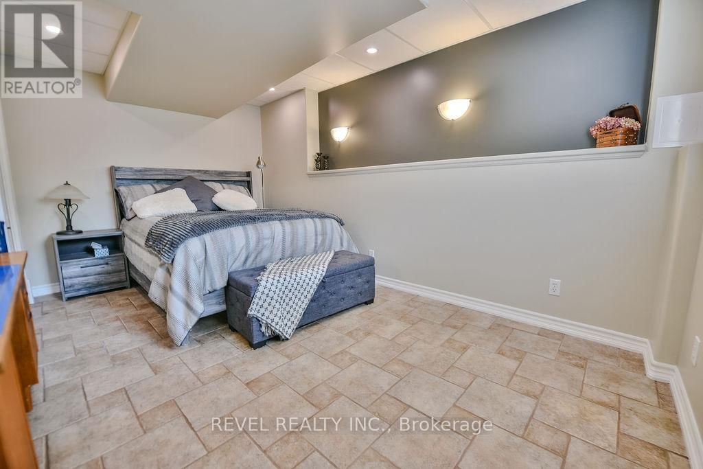 367 BONAVENTURE DRIVE Image 33