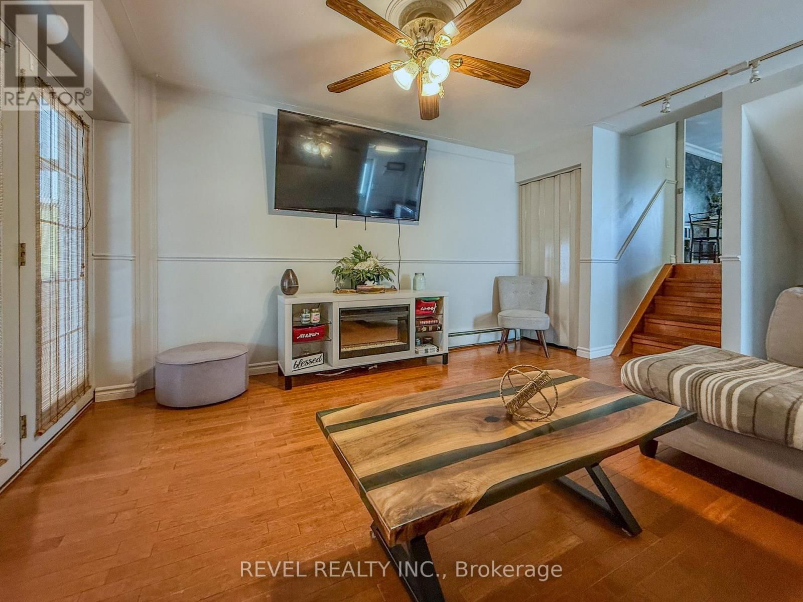 573 BIRCH STREET SOUTH Image 21