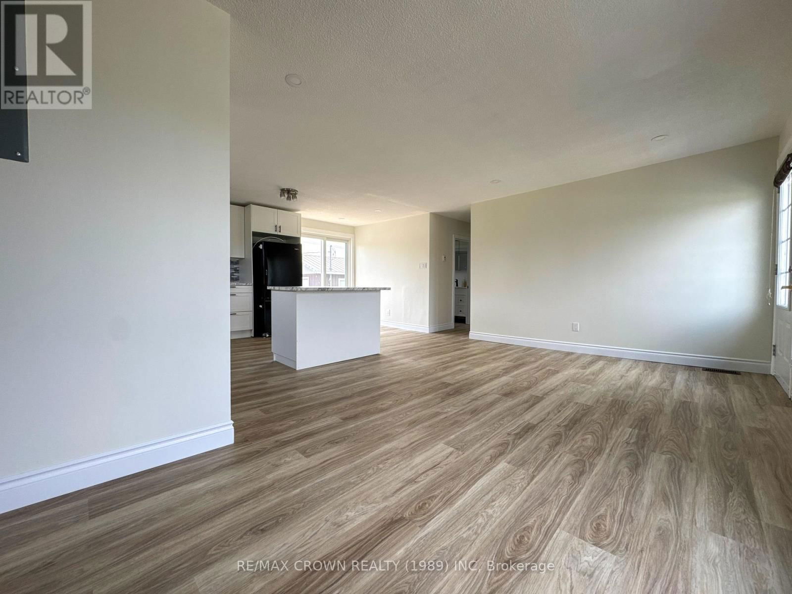 1 BRYANT STREET Image 11