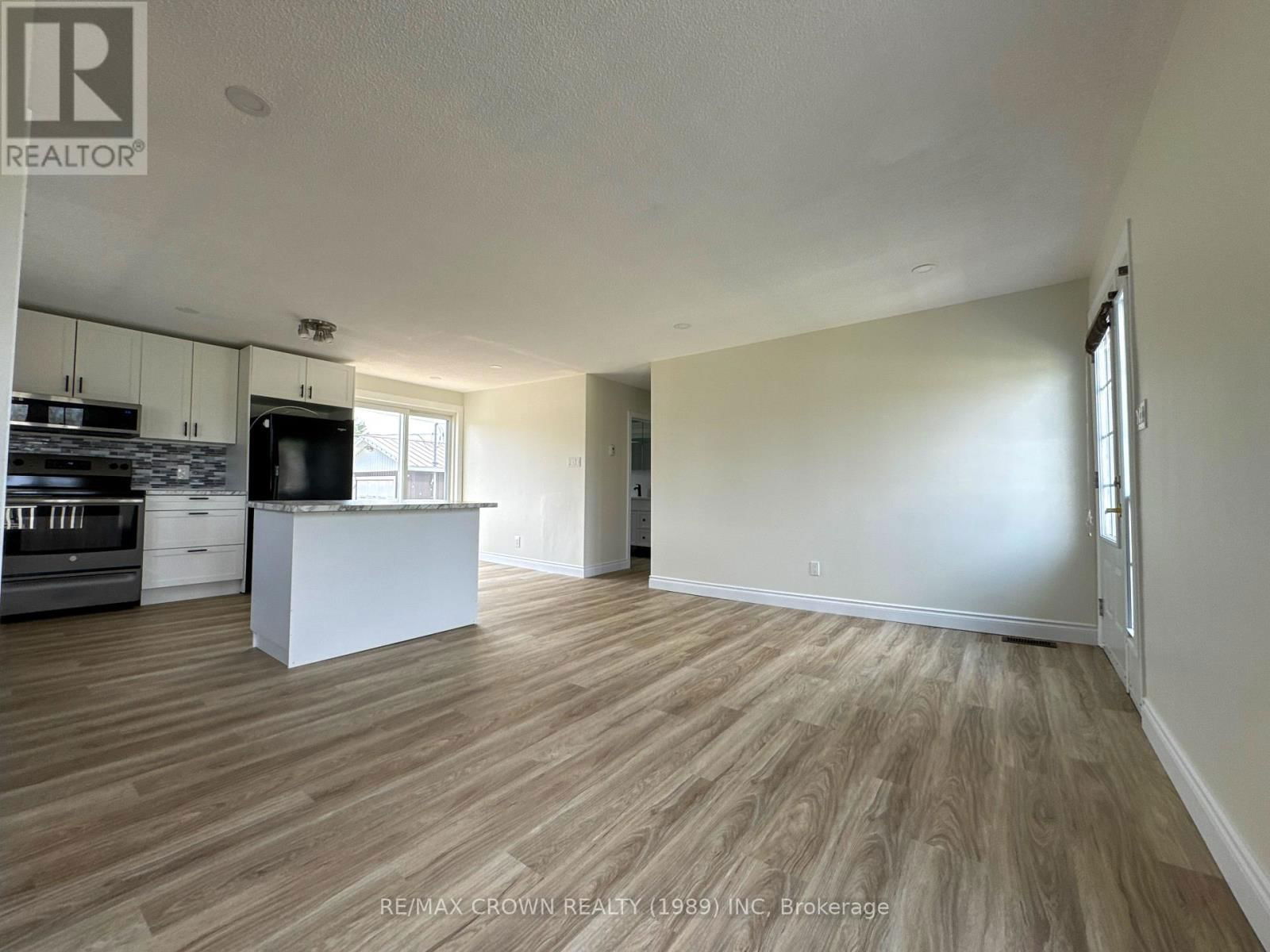1 BRYANT STREET Image 12