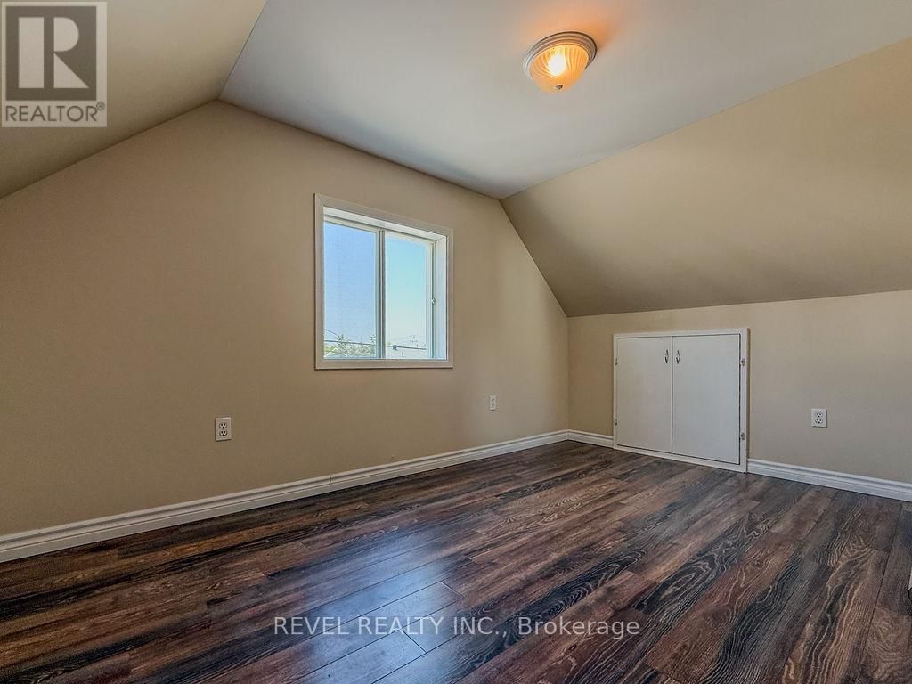 23-25 AURA LAKE STREET Image 19