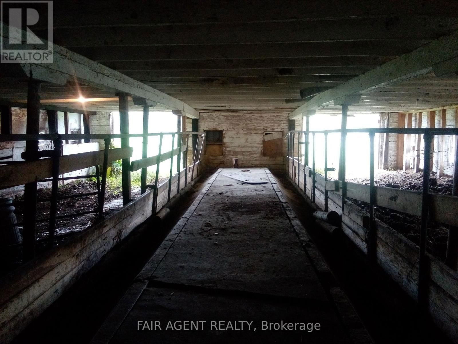 354451 HWY 624 Image 9