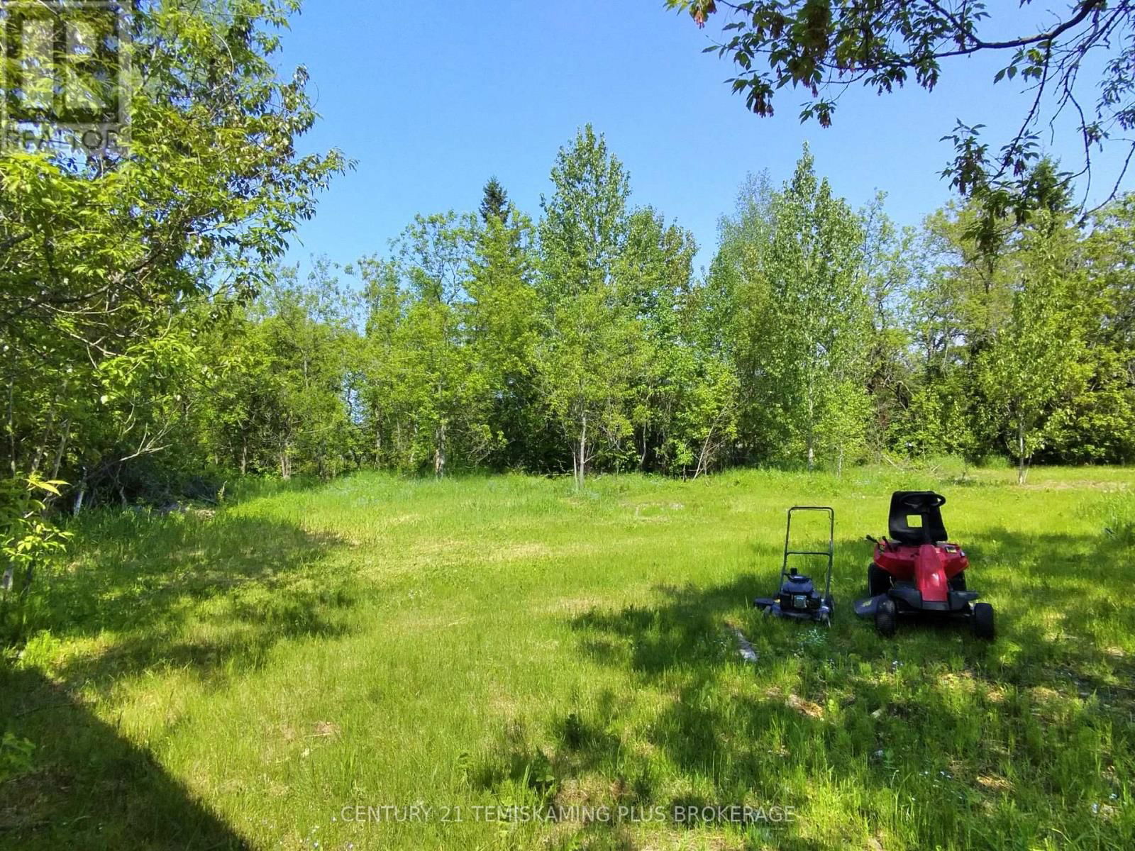 465269 MONTREAL AVENUE Image 3
