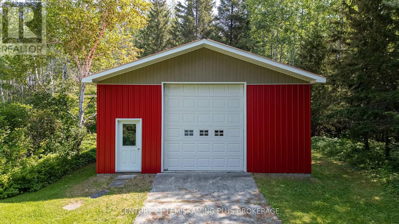 331475 HIGHWAY 11 Image 37