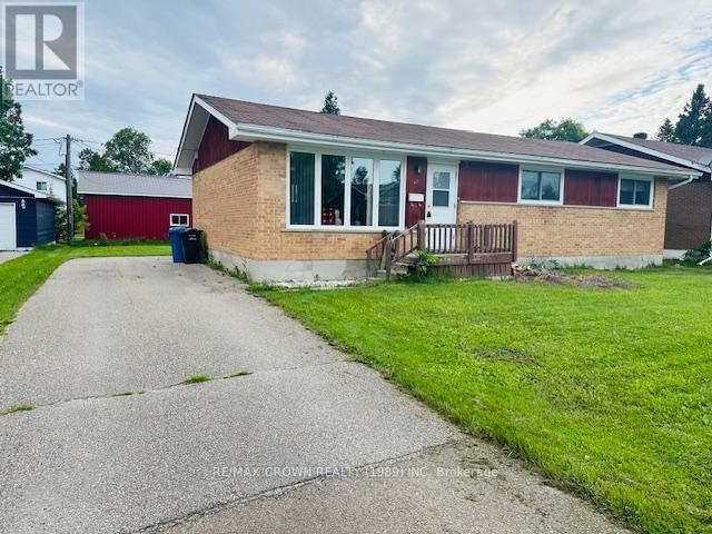 12 WINNIPEG STREET Image 1