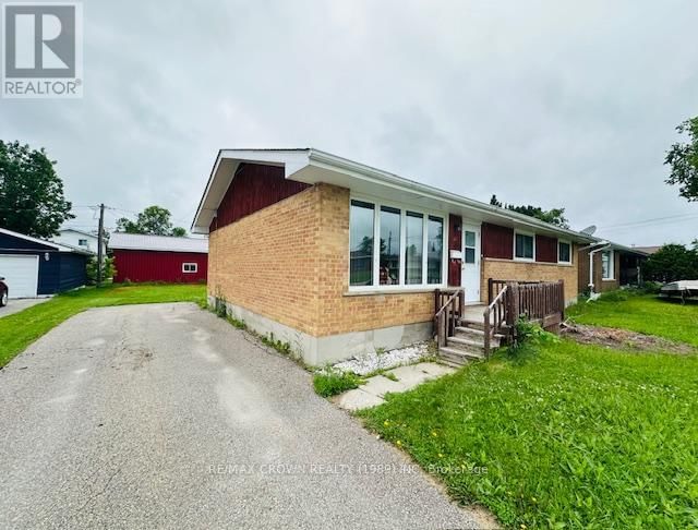 12 WINNIPEG STREET Image 3