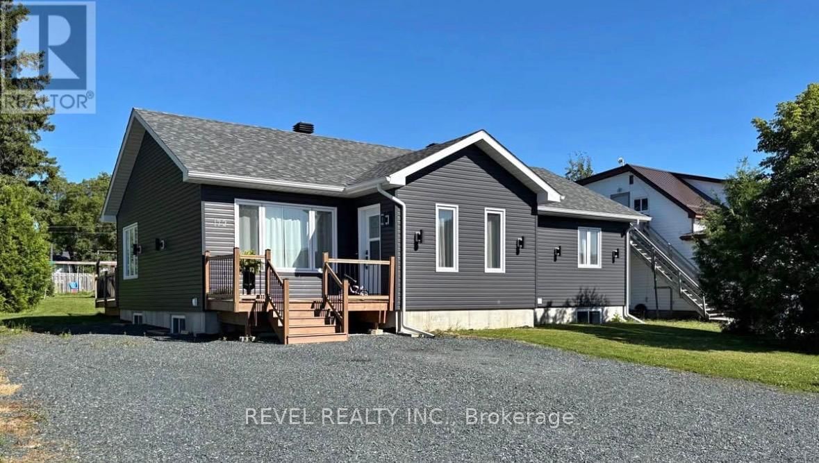 172 THIRTEENTH AVENUE Image 1