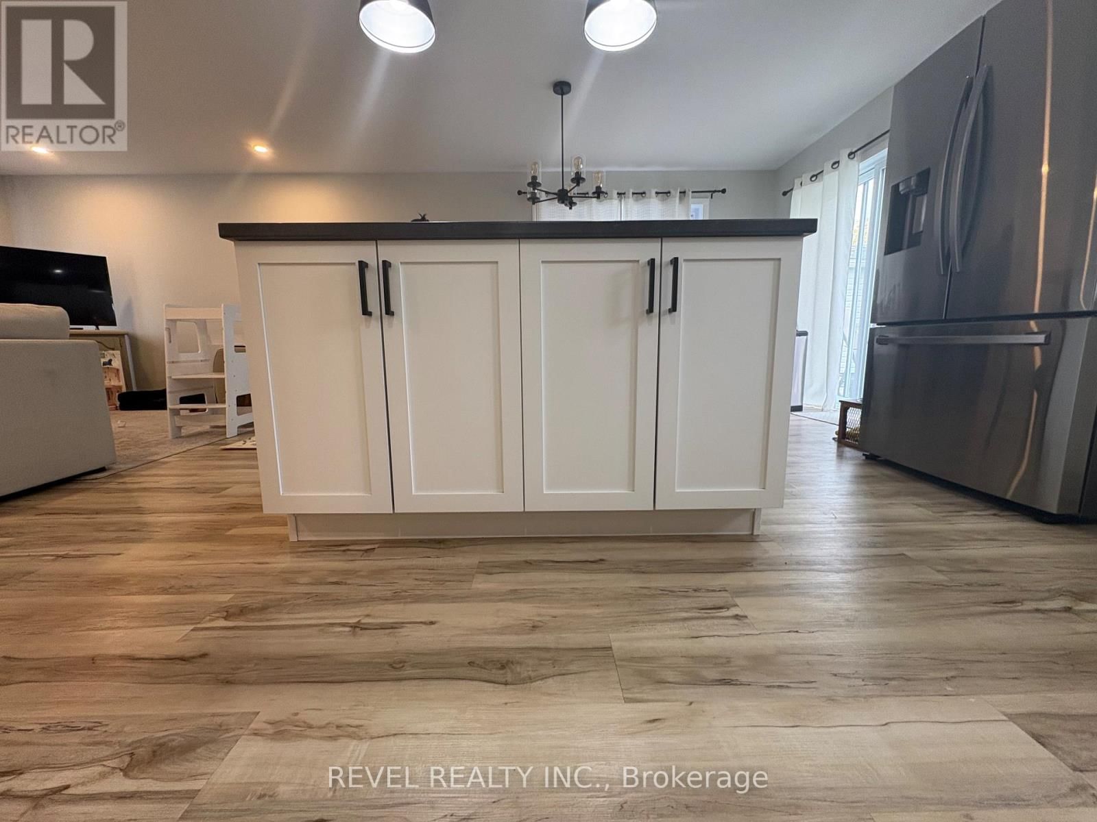 172 THIRTEENTH AVENUE Image 14