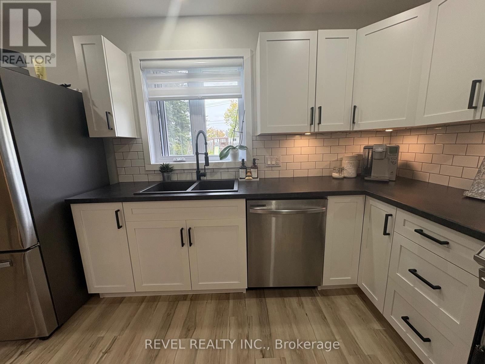 172 THIRTEENTH AVENUE Image 15