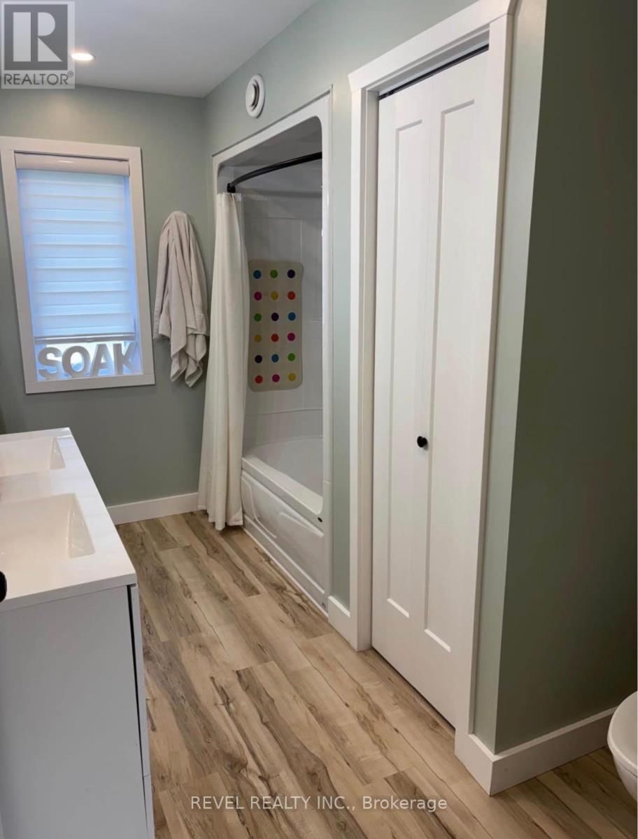 172 THIRTEENTH AVENUE Image 22