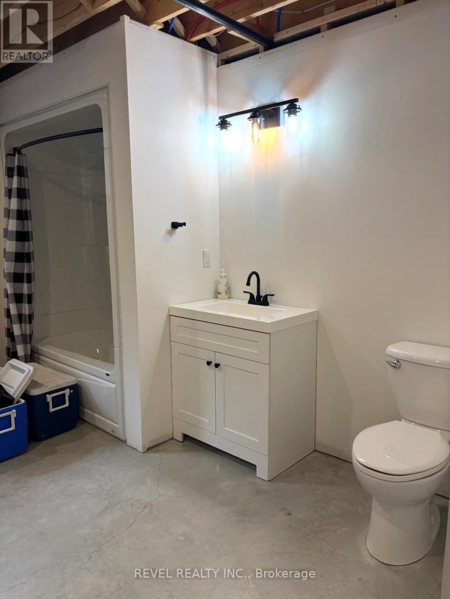 172 THIRTEENTH AVENUE Image 33