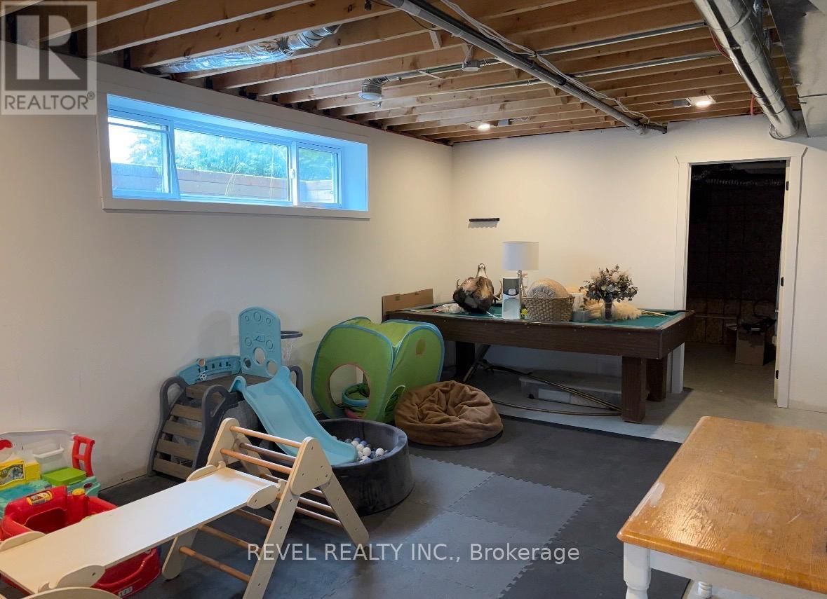 172 THIRTEENTH AVENUE Image 36