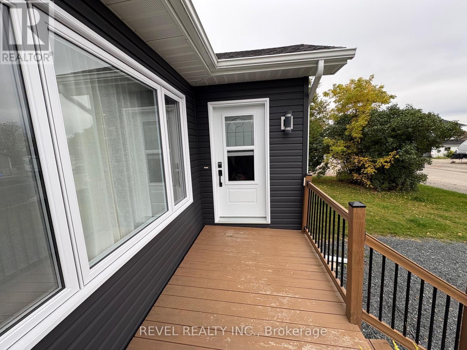 172 THIRTEENTH AVENUE Image 4