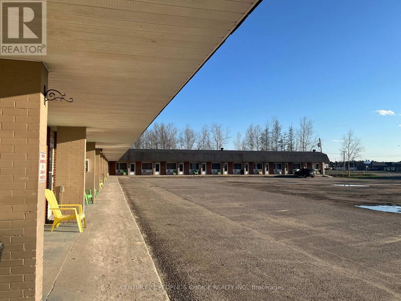 Image #1 of Business for Sale at Highway 11, Cochrane, Ontario