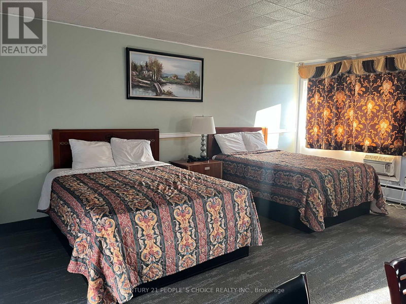 Image #1 of Business for Sale at Highway 11, Cochrane, Ontario