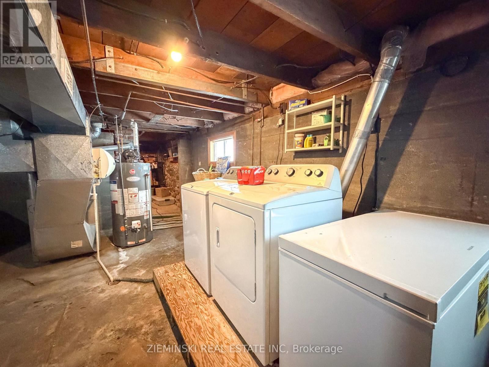 260 TAMARACK STREET Image 22