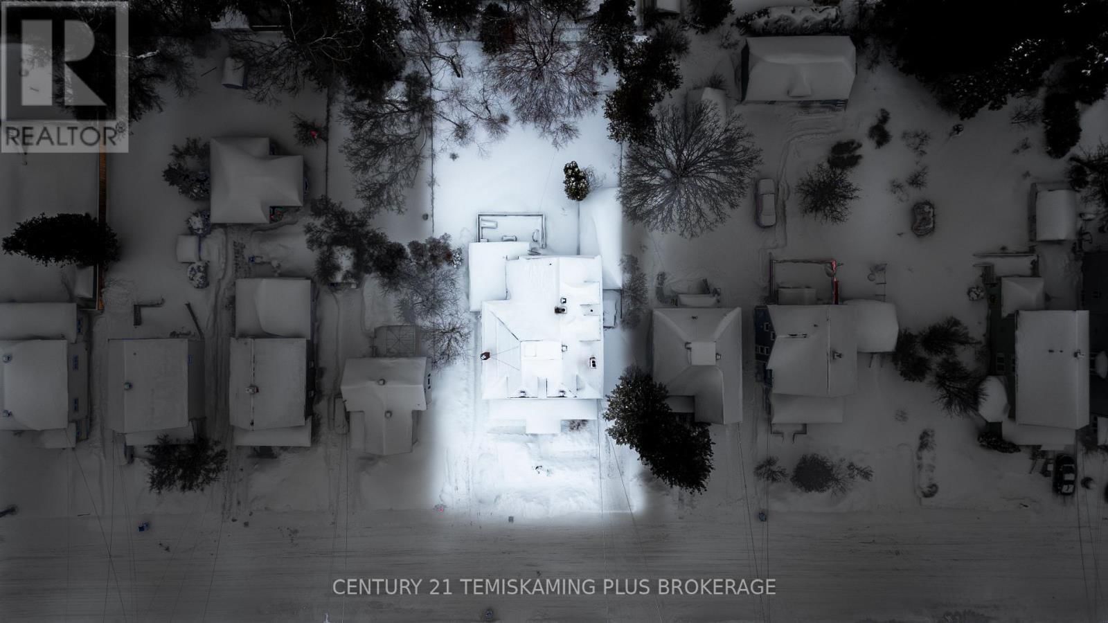 78 MARY STREET Image 43