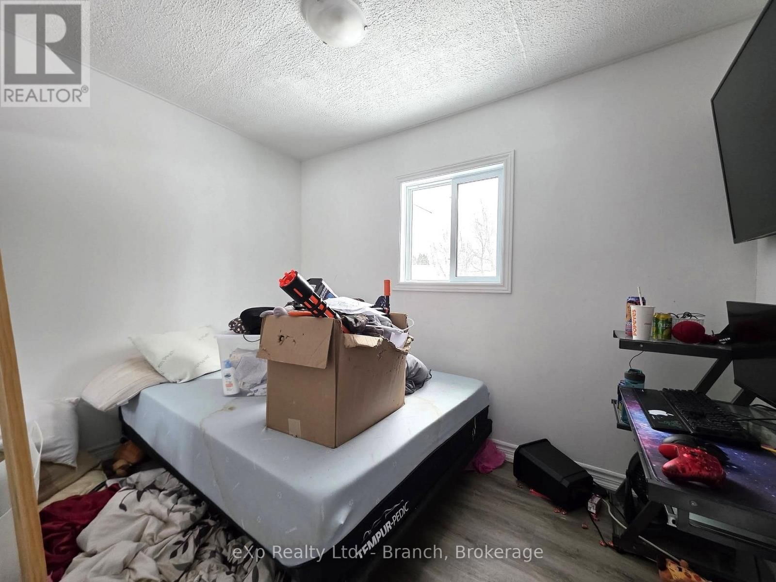 112 MCDOUGALL STREET Image 8