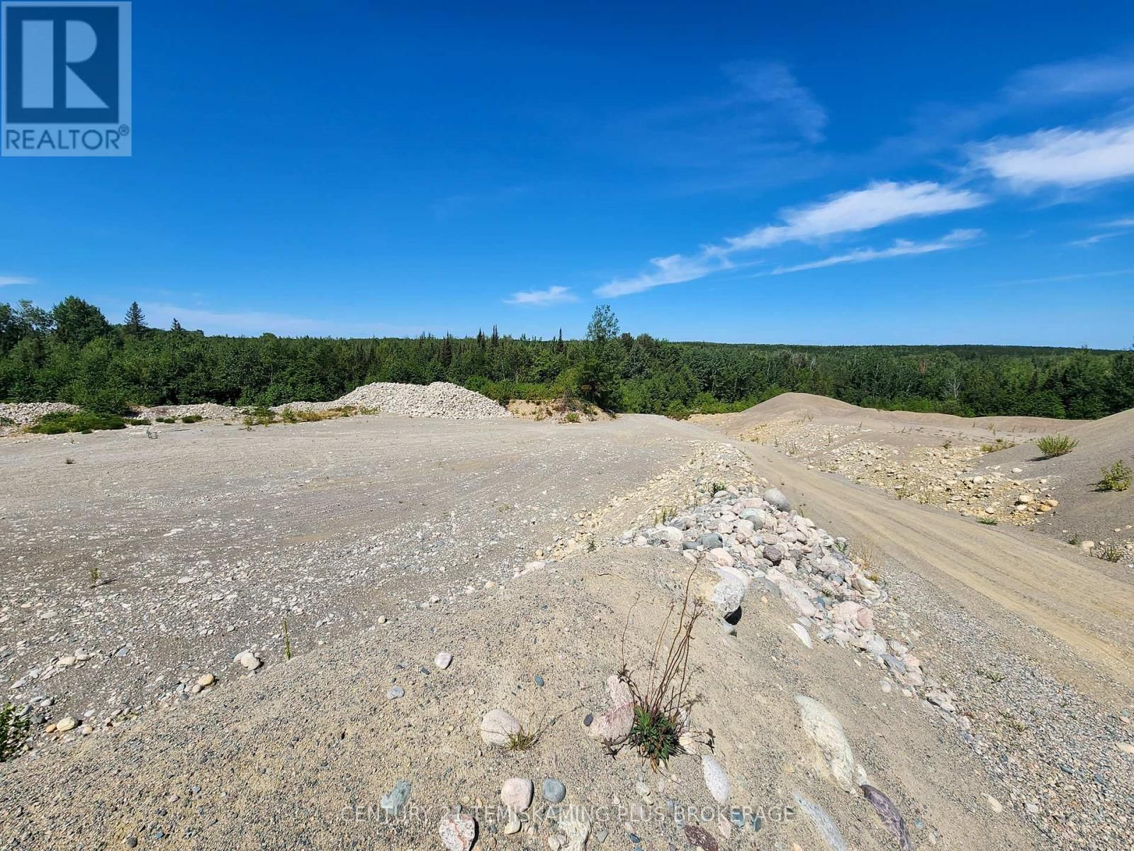 LT7 Cn1 BEAUCHAMP/HENWOOD BOUNDAR ROAD Image 25