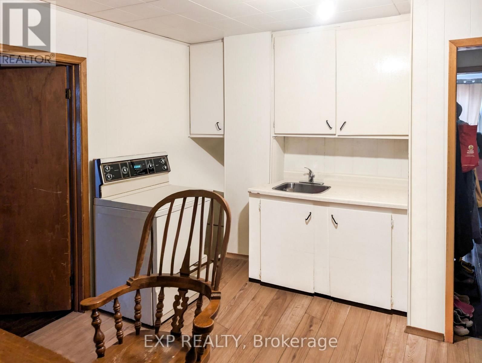 111 TAYLOR AVENUE Image 9