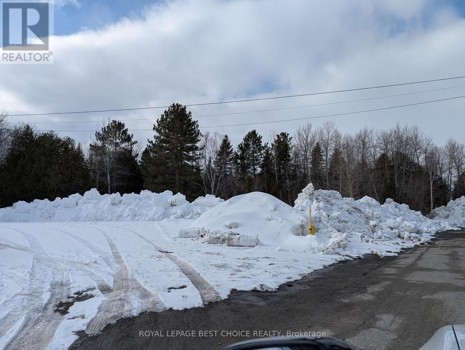 32 PYRITE STREET NORTH Image 1