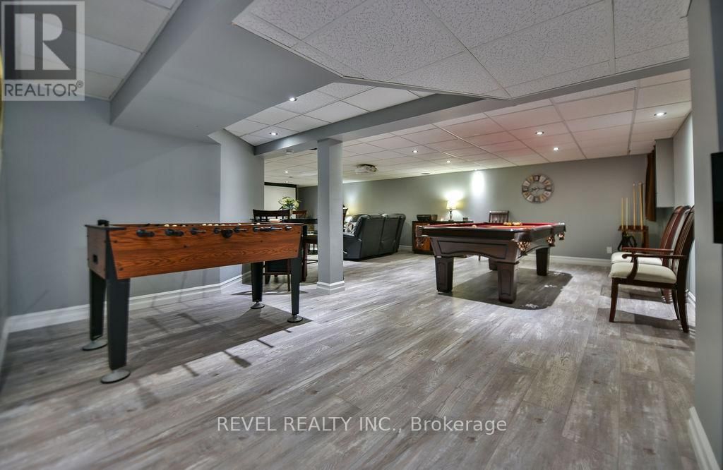 338 MAPLE STREET NORTH Image 33