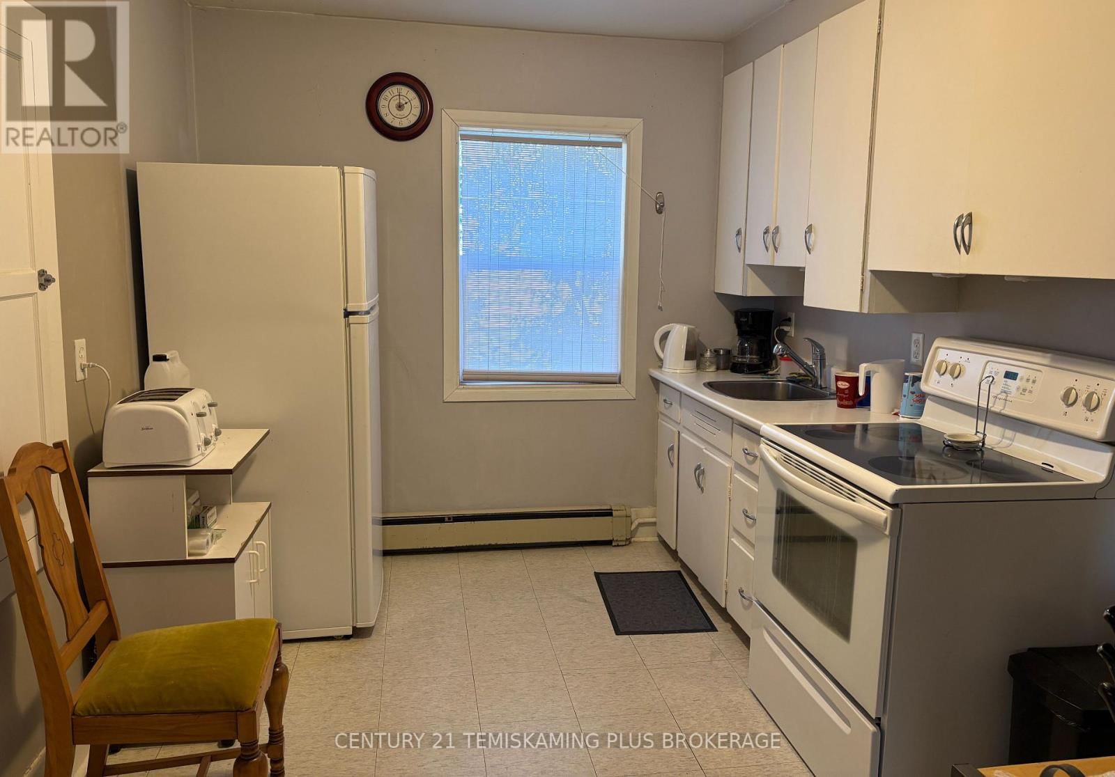 69 MCCAMUS AVENUE Image 3