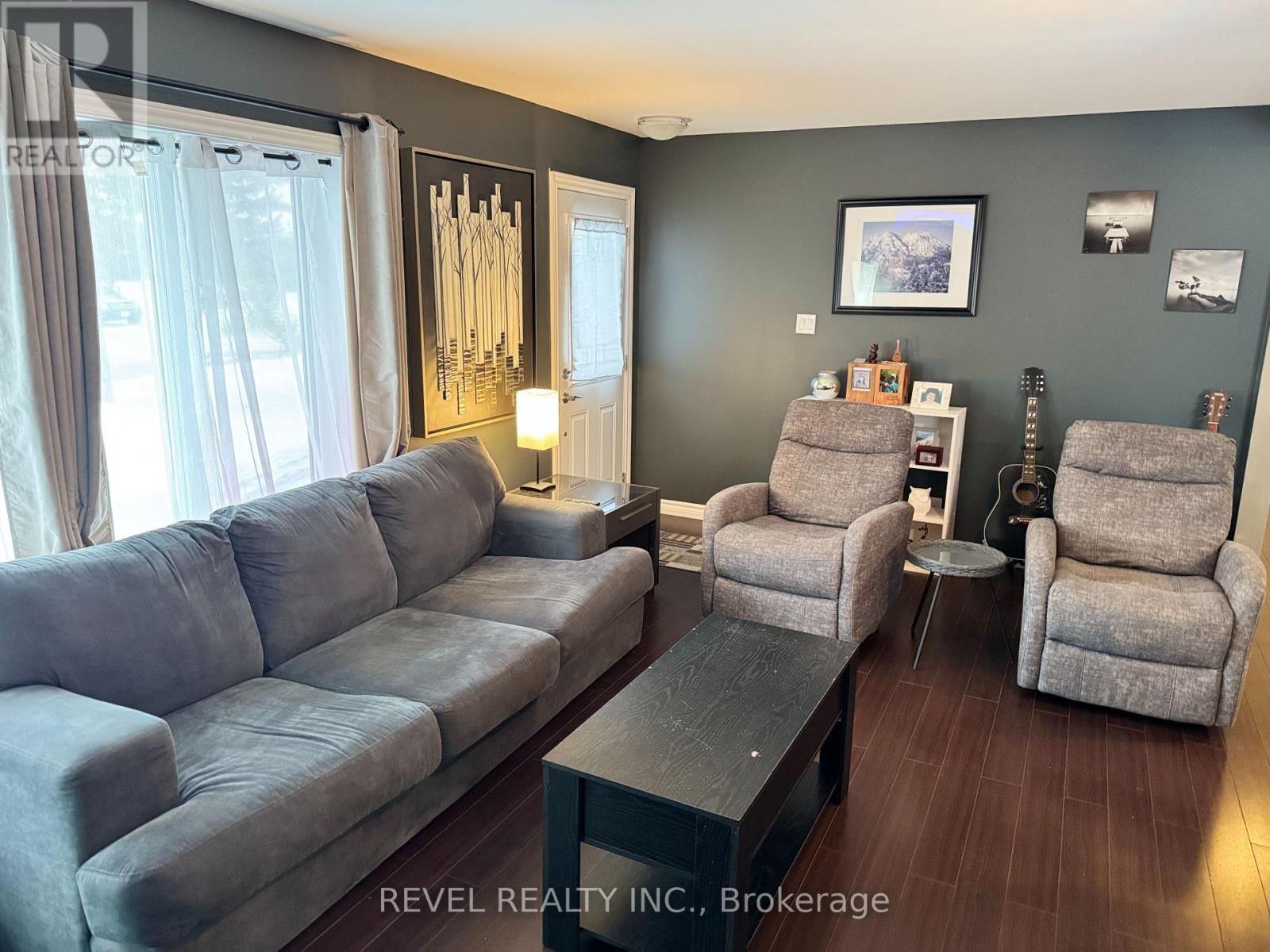 714 EYRE BOULEVARD Image 11