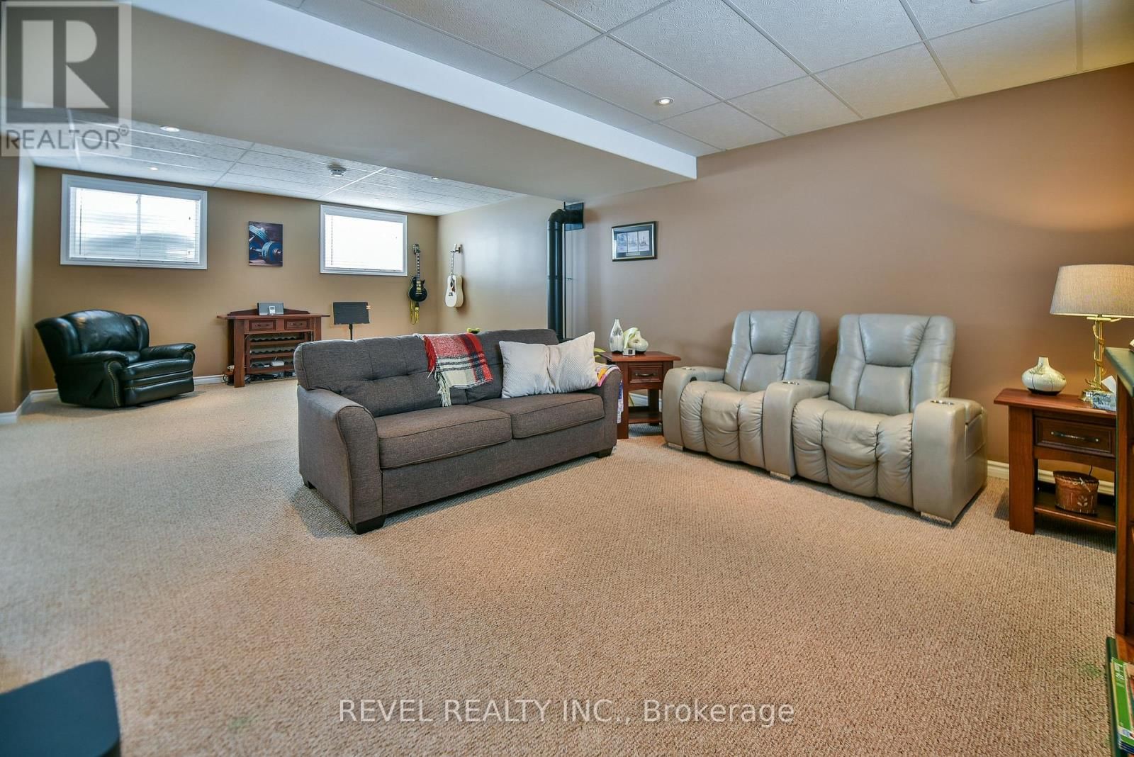 516 SONY STREET Image 32