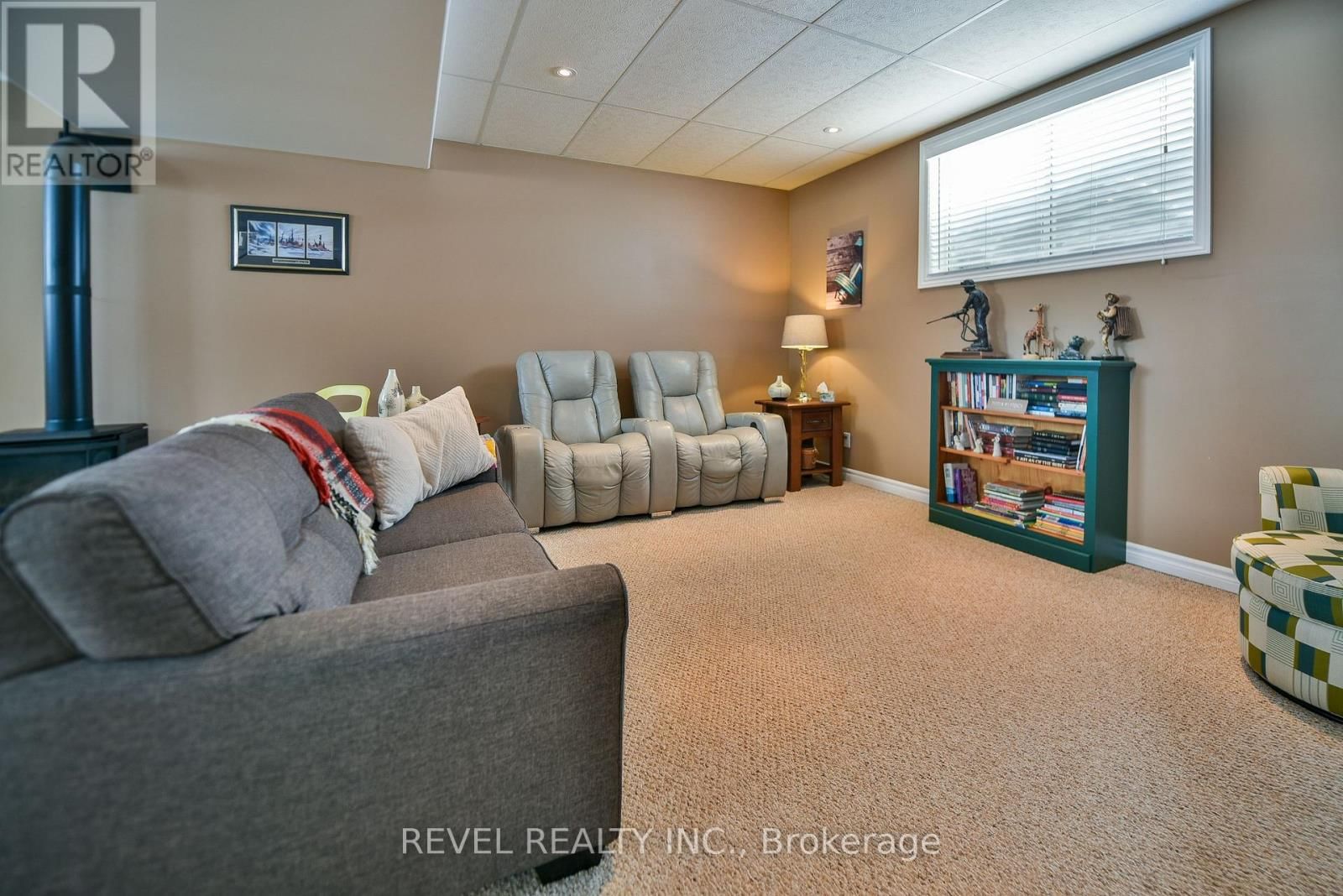 516 SONY STREET Image 34