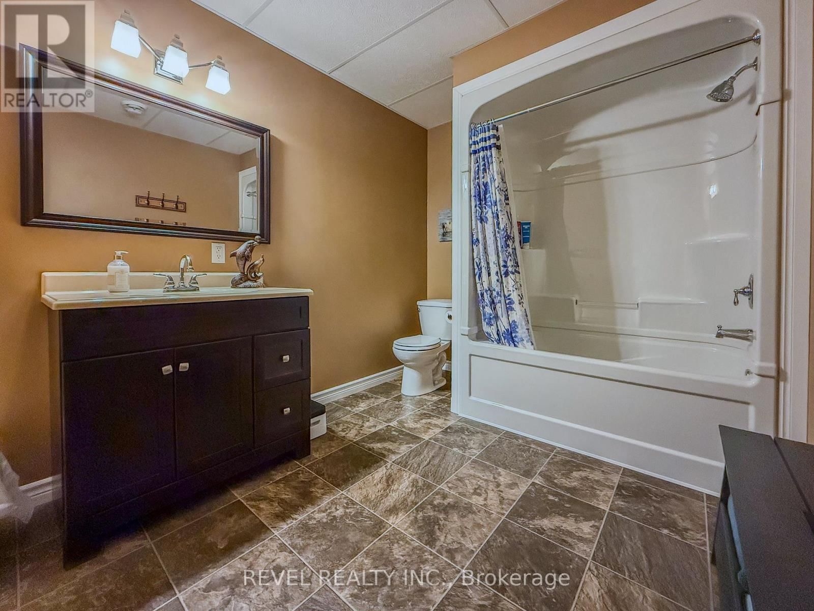 516 SONY STREET Image 37