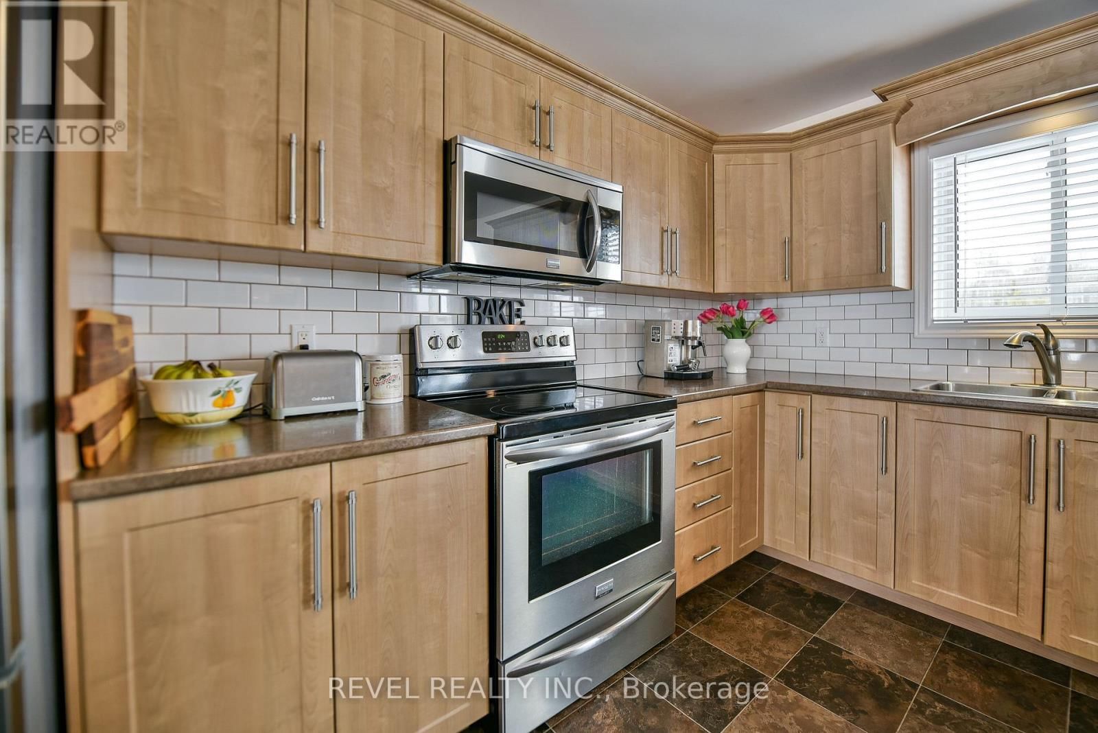 516 SONY STREET Image 4