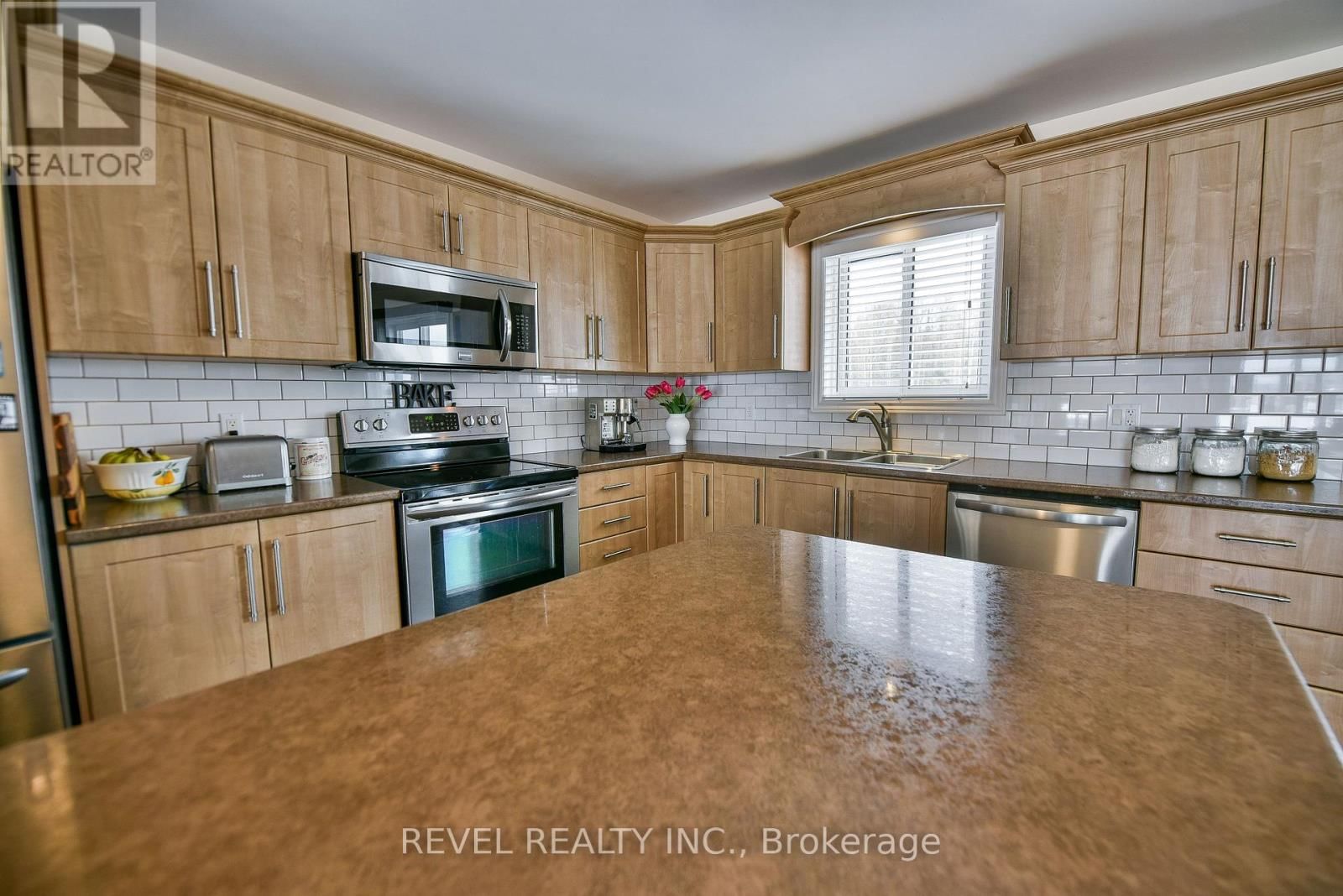 516 SONY STREET Image 8