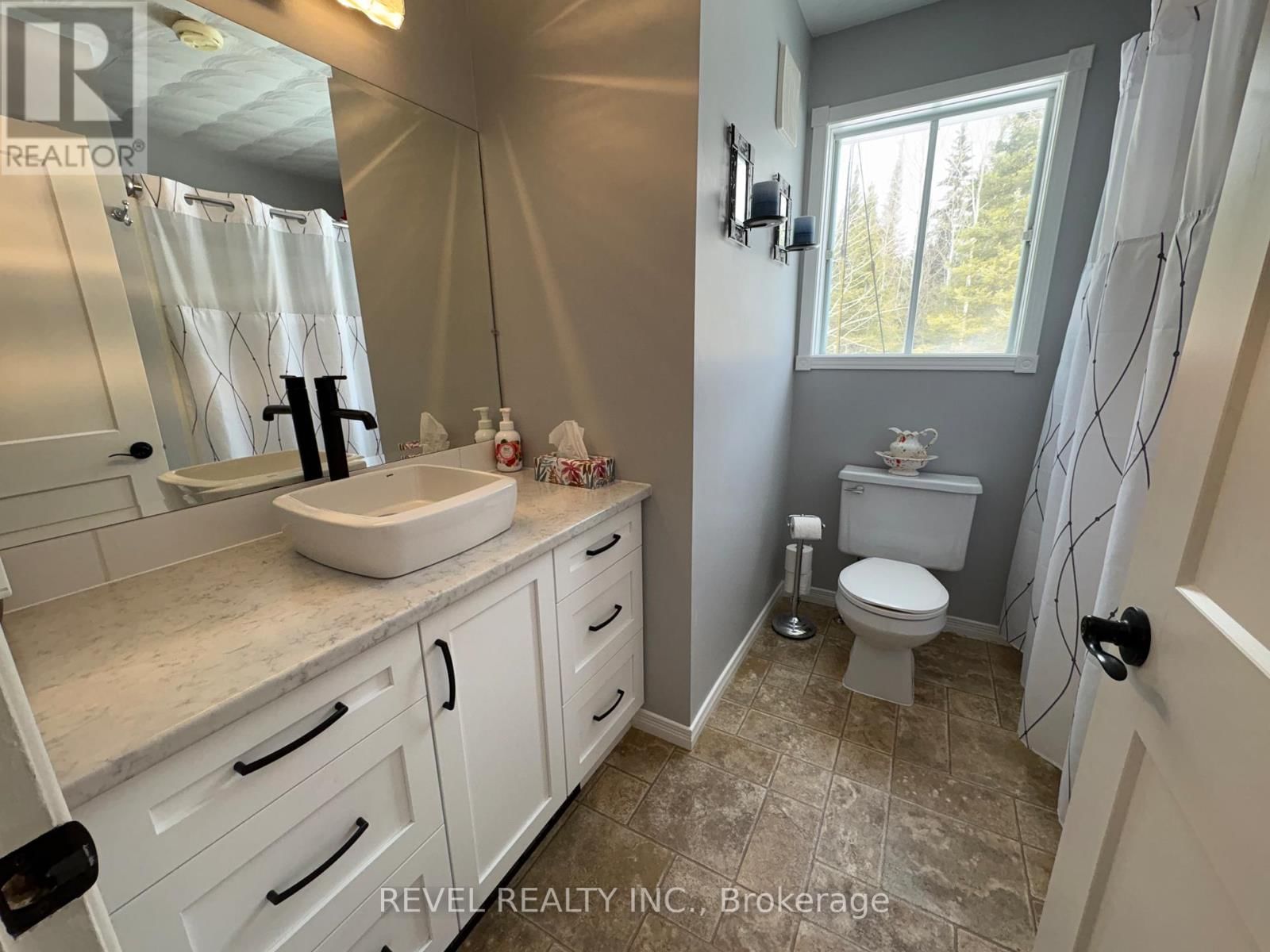 385 NAHMA ROAD Image 12