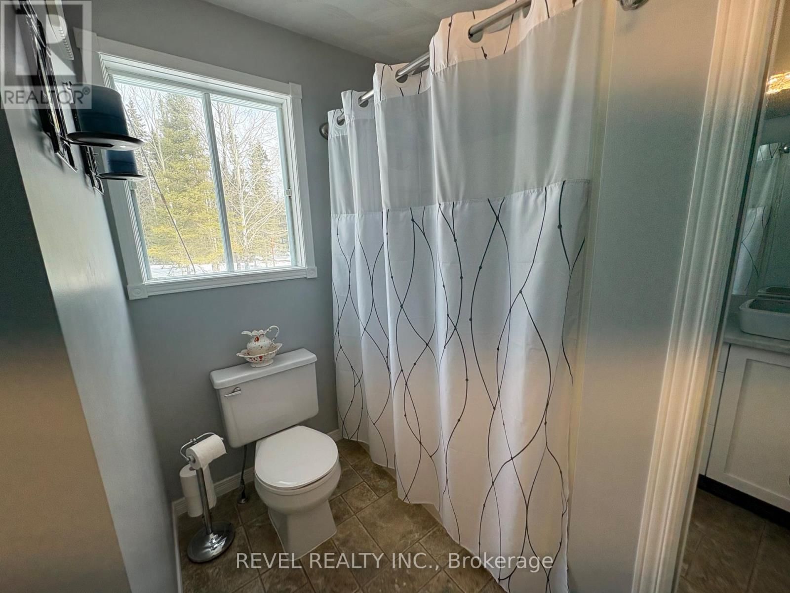 385 NAHMA ROAD Image 13