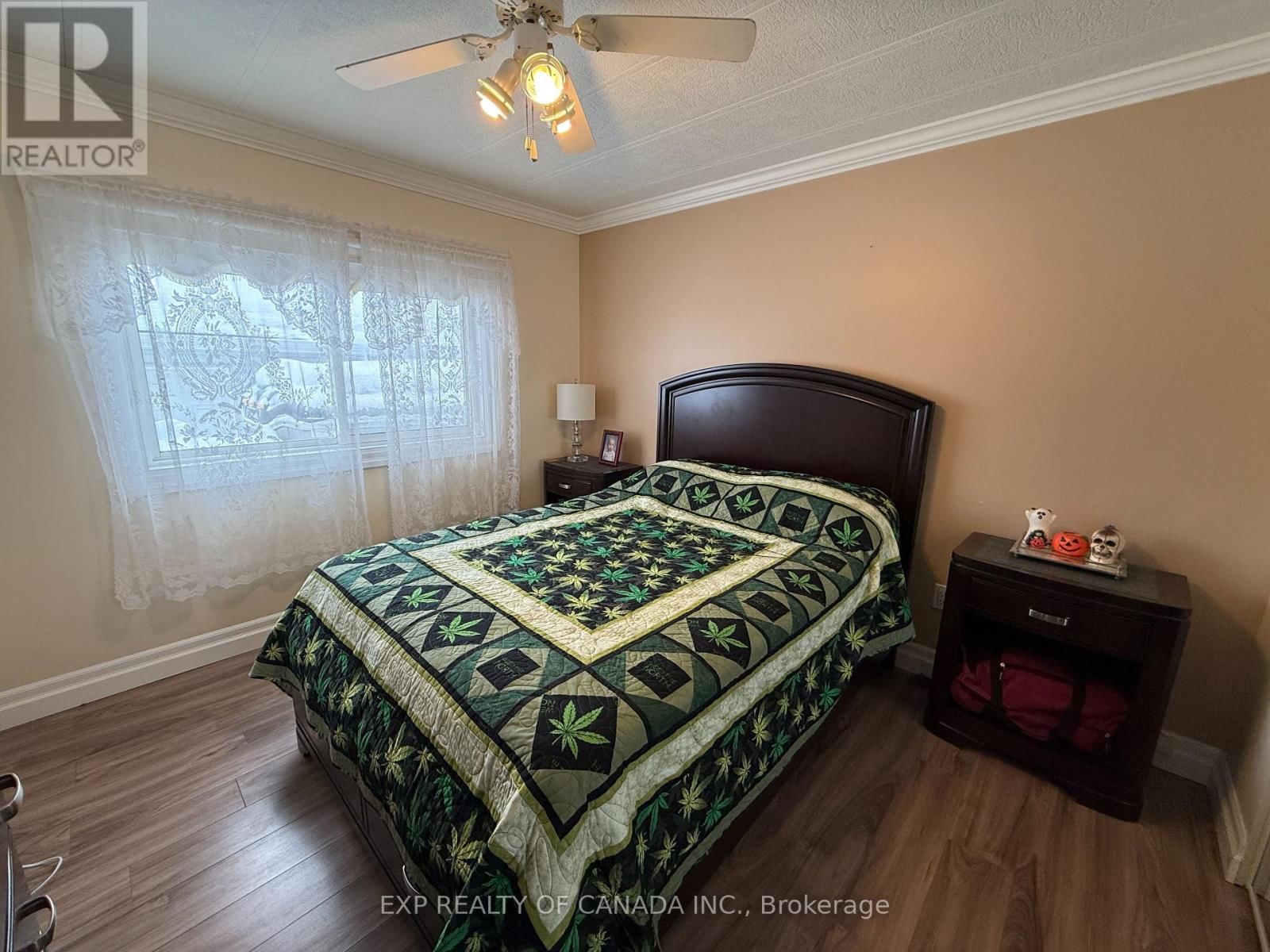 77 GRASSLANDS ROAD Image 8