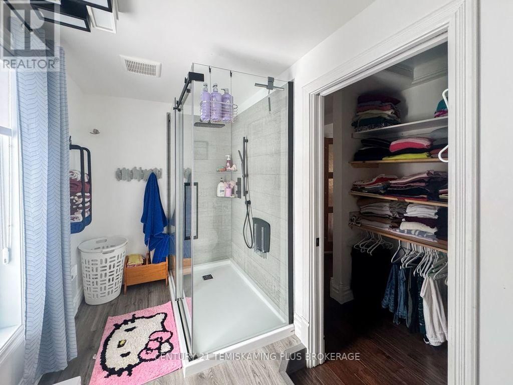 781 DAWSON POINT ROAD EAST Image 14