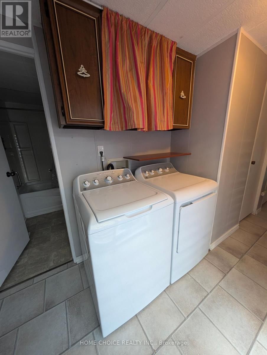 19 - 150 BURNSIDE DRIVE Image 21