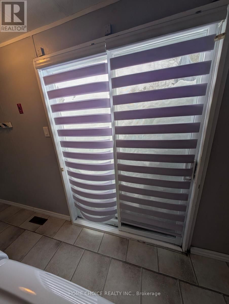 19 - 150 BURNSIDE DRIVE Image 25