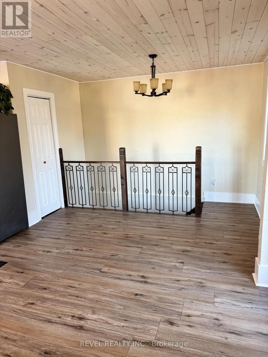 77 FERN AVENUE Image 11