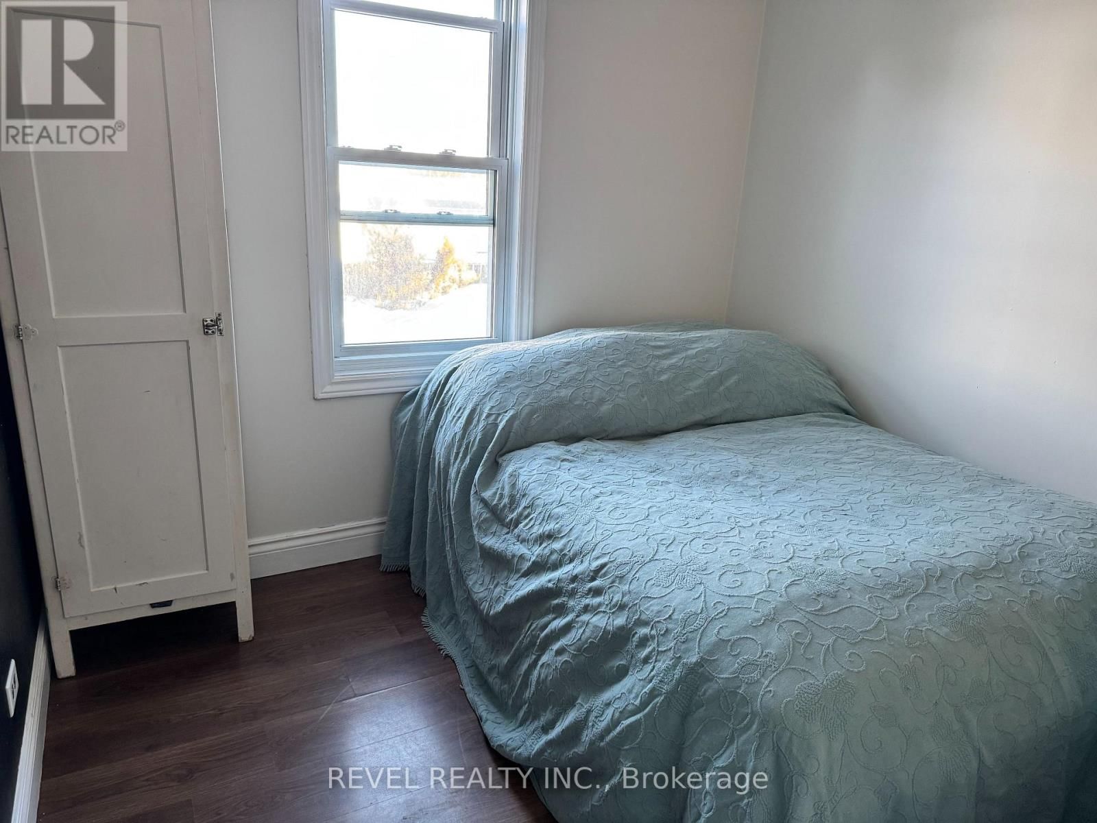 77 FERN AVENUE Image 13