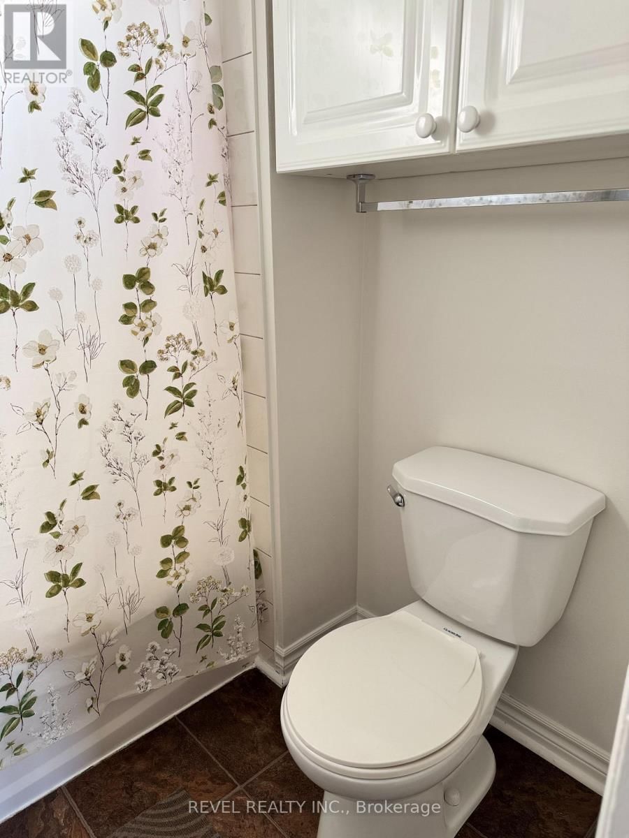 77 FERN AVENUE Image 14